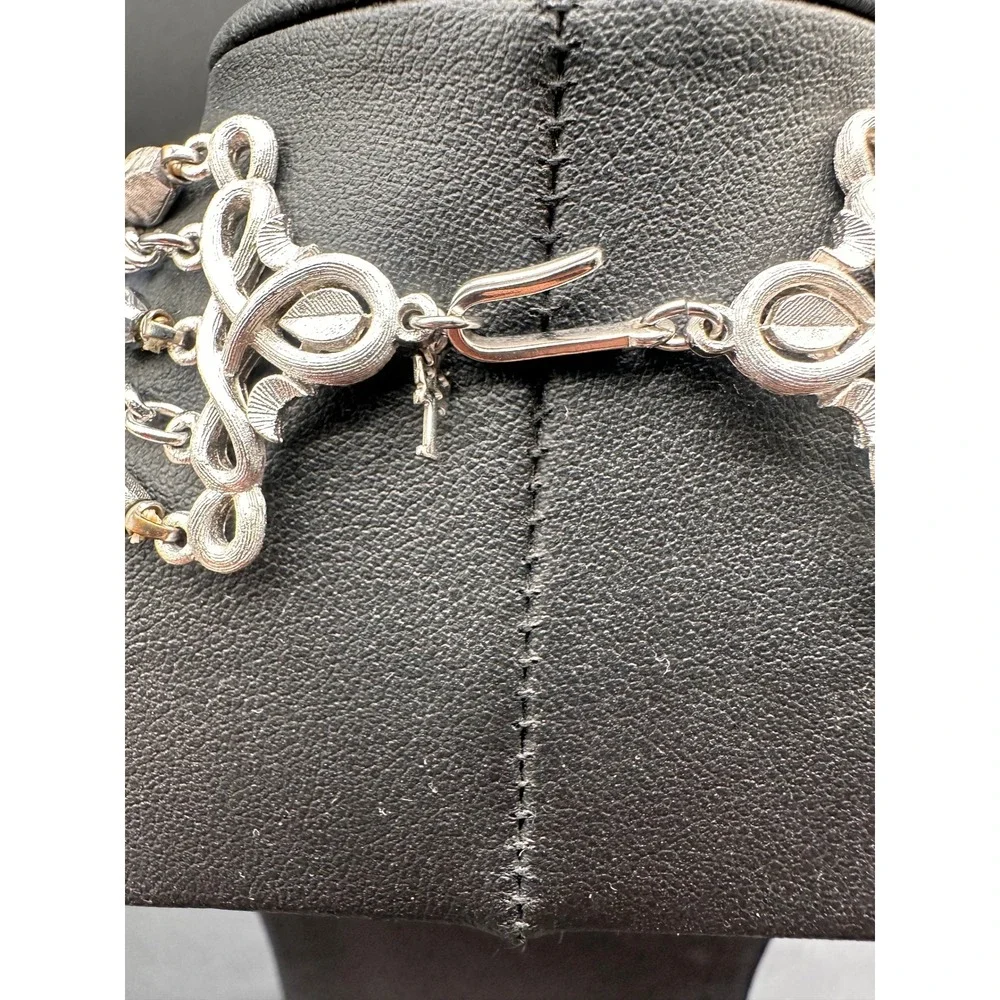 Vintage Trifari Silver Tone Multi Strand Beaded ‎ Chain Statement Necklace 16